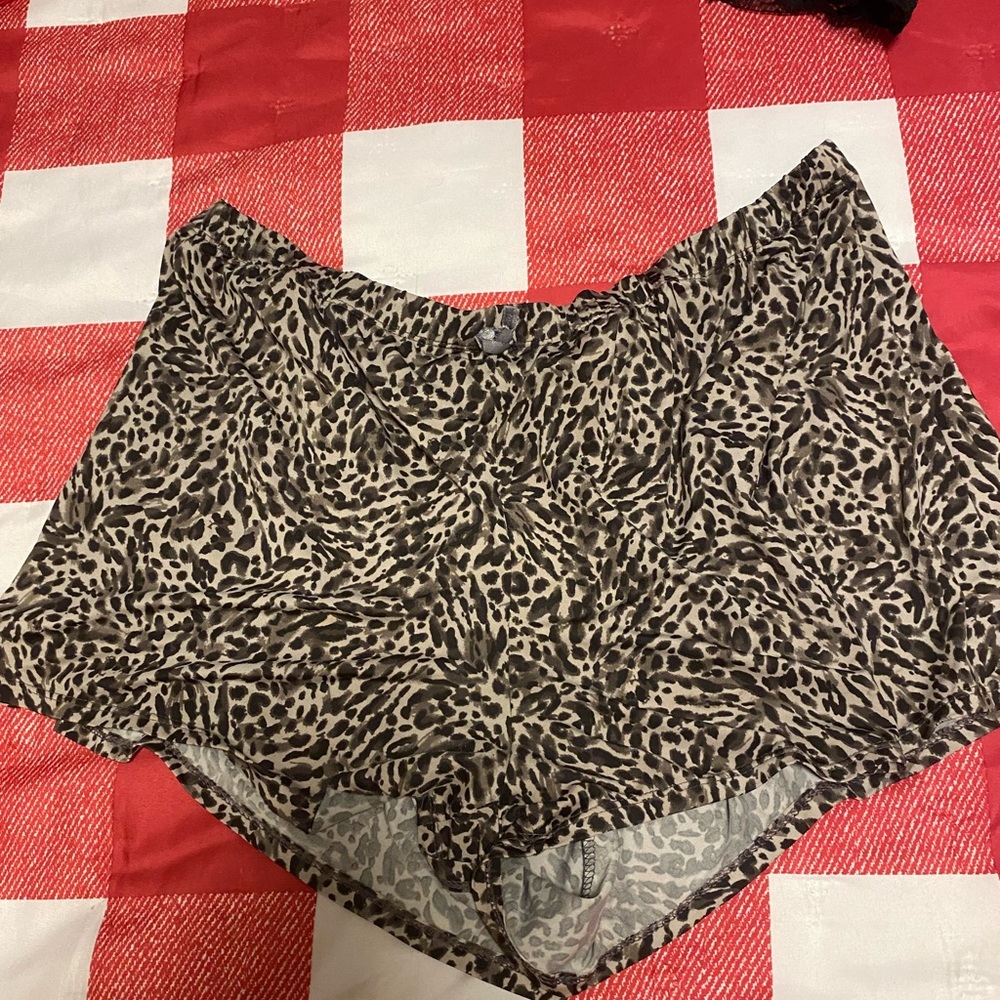 Leopard pajama shorts